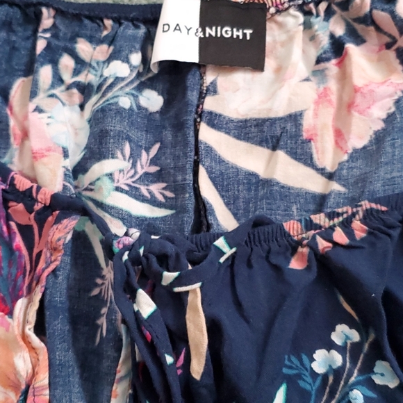 Romper - Picture 3 of 5